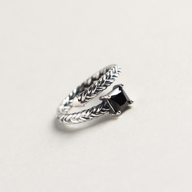 Vintage Twisted Black CZ 925 Sterling Silver Adjustable Ring